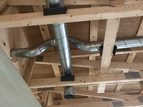 Rørføring på Genvex ventilationsanlæg